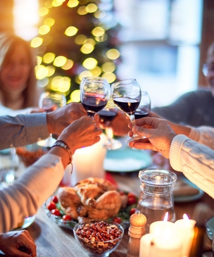 Праздничный ужин за час: как создать атмосферу праздника и не утомиться