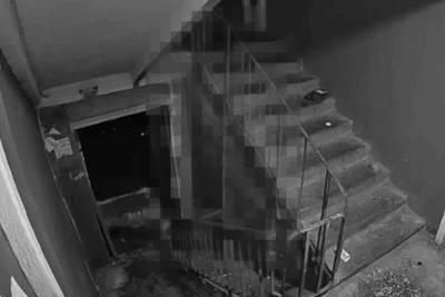 Tyumen Resident Survives Fall from Fifth Floor