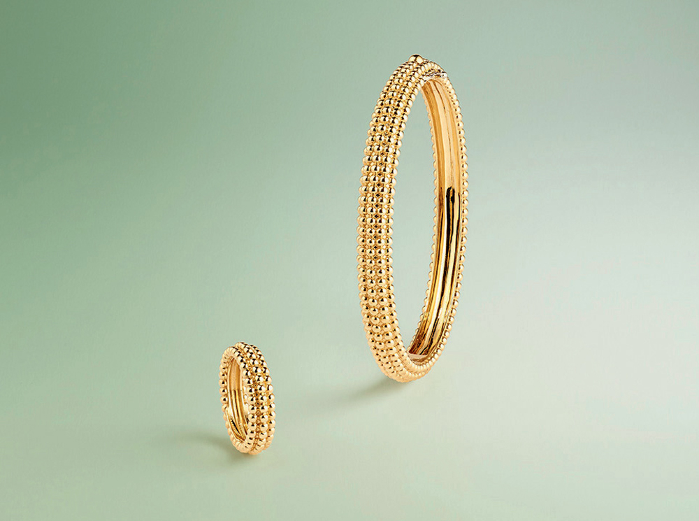 Золотые жемчужины Van Cleef & Arpels: новые украшения в легендарной коллекции Perlée | marieclaire.ru
