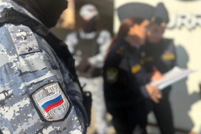 В Астрахани демонтировали незаконную кофейню