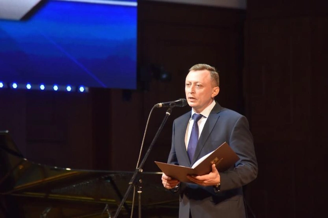 Сергей Нелюбов пришел на должность ректора после работы в органах власти | Источник: правительство Новосибирской области