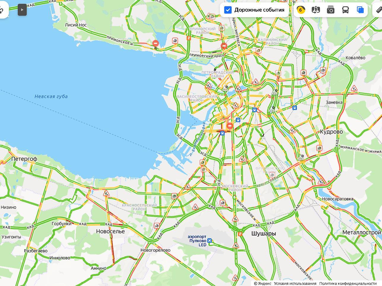 Пробки в Петербурге достигли 6 баллов