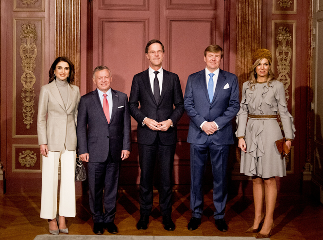 Королева Рания и король Абдалла II гостят в Нидерландах: подробности второго дня и детали образа