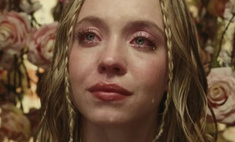 Слезы радости: звезда сериала «Эйфория» Сидни Суини расплакалась из-за номинаций на «Эмми-2022»