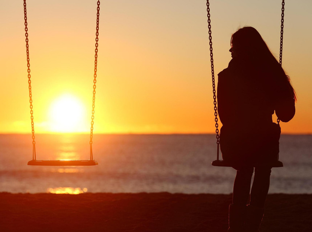 Ядовитые мысли: 5 особенностей мышления одиноких людей, мешающих им найти любовь