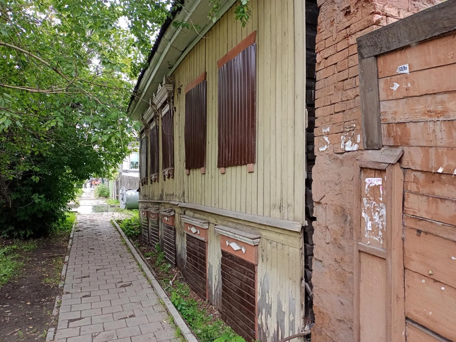 Дом на Энгельса, 27 продают уже три года | Источник: Сбер-АСТ