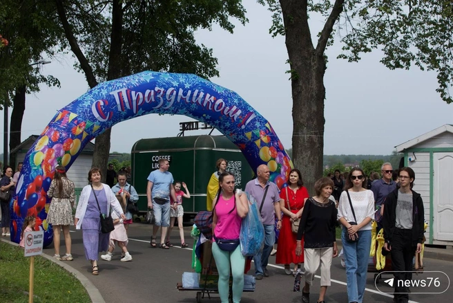 Авиашоу началось в 13:50 и продлилось до 14:30 | Источник: Кирилл Поверинов / 76.RU