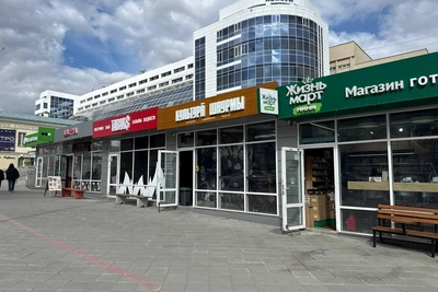 В центре Екатеринбурга открылся киоск с шаурмой от известного шефа