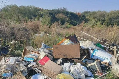 В Михайловском районе нашли свалку на сельхозземлях