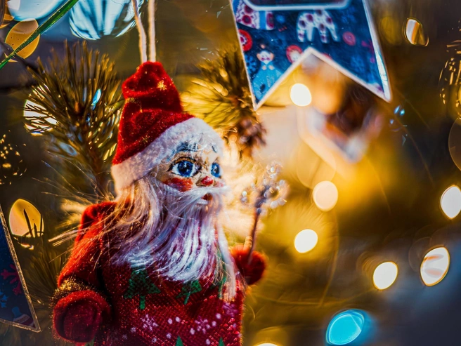 Родители сами устанавливают правила игры, несмотря на всю волшебную силу Деда Мороза. | Источник: Олег Федоров / CHITA.RU