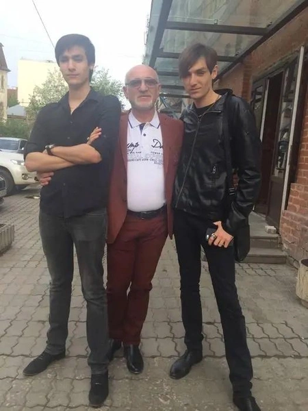 Олег и Александр Шепс тоскуют по отцу