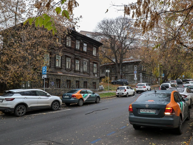 Эти дома хорошо знакомы жителям и гостям города | Источник: Наталья Бурухина / NN.RU