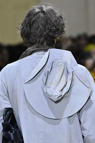 Новая мужская коллекция Prada: какие тренды мы забираем в женский гардероб