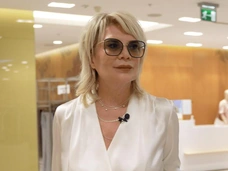 Морская полоска, красный и фуксия, total denim: Лина Арифулина о главных модных трендах летнего сезона