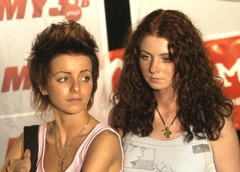 Дерзкий Шаповалов и юные Волкова с Катиной: как зарождались хиты «Тату» более 20 лет назад