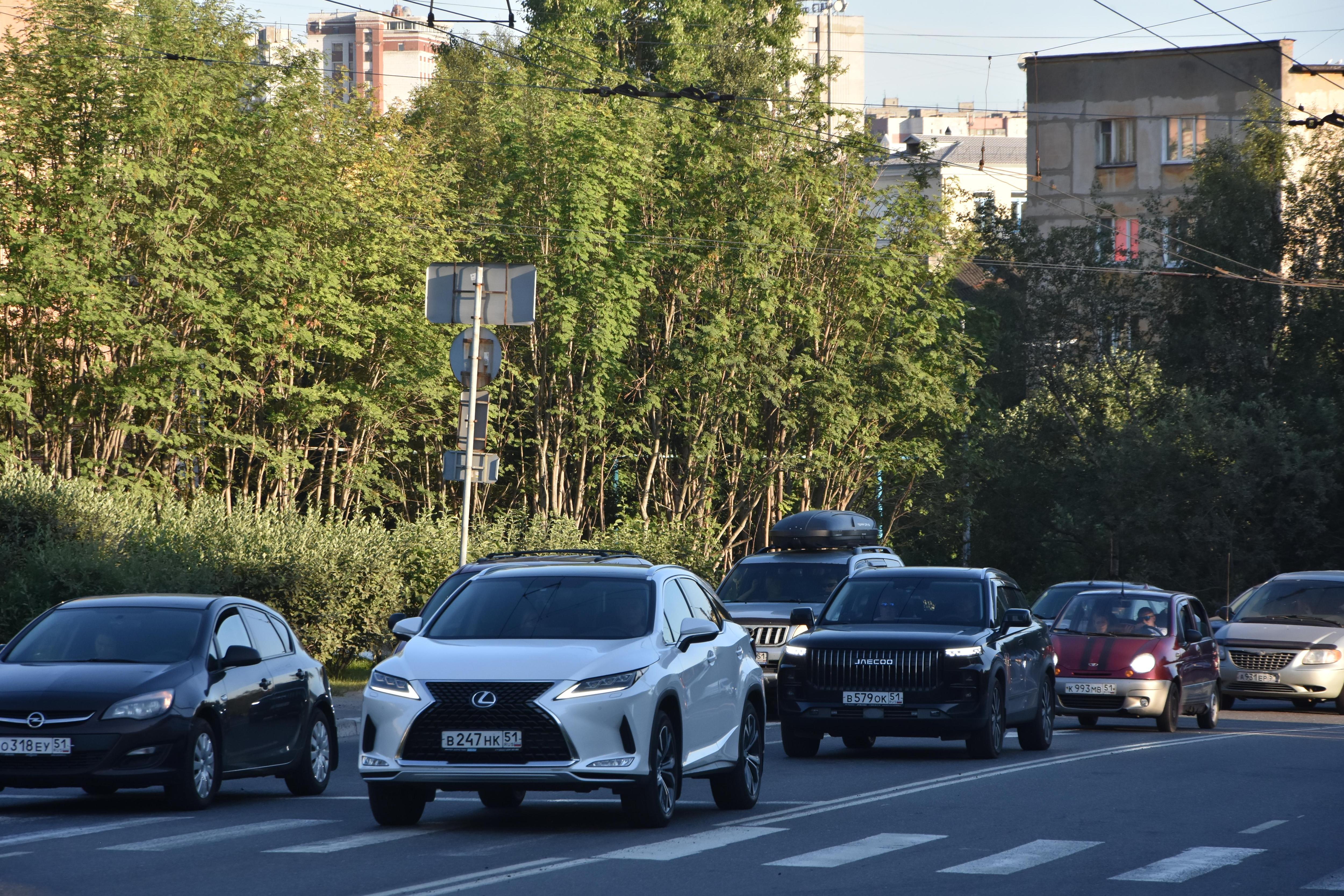 Дорогу на Териберку будут закрывать ежедневно: как долго продлятся ограничения 