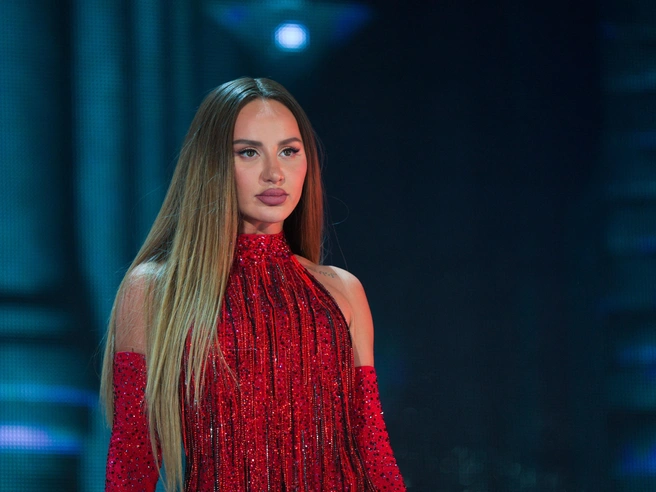 Анна Асти стала популярной благодаря песням «Царица», «По барам» и «Ночью на кухне» | Источник: Артем Устюжанин / MSK1.RU