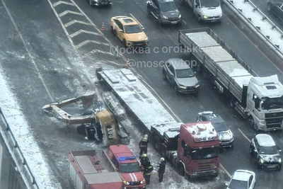 ДТП на ТТК перекрыло проезд возле Москва-Сити