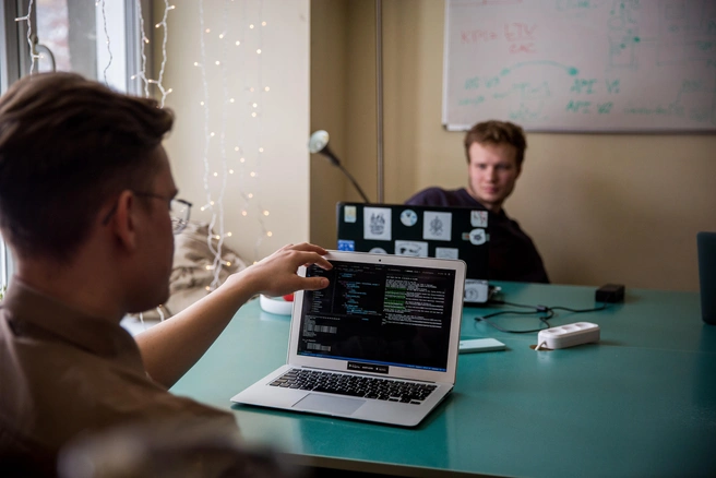 По тому, как работает эйчар, можно понять как начальник относится к подчиненным в конкретной компании.  | Источник: Александр Ощепков / NGS.RU