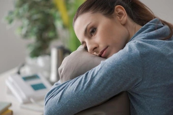 «Пропало желание общаться с людьми. Разговоры кажутся пустыми, бессмысленными, а иногда и глупыми»