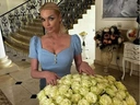 «У меня нет дочери»: Волочкова объяснила, почему публично отказалась от Ариадны
