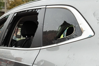 Атака на Воронеж: сбиты 9 дронов, поврежден автомобиль