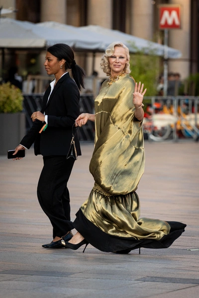 Памела Андерсон в Ferragamo