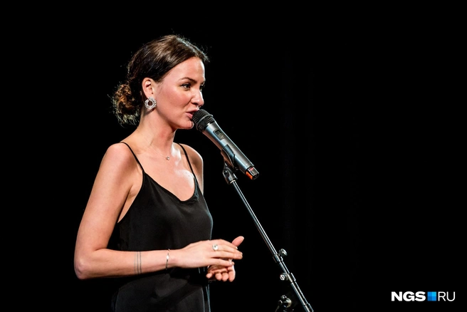 Московская поэтесса часто ездит с турами | Источник: Александр Ощепков / NGS.RU