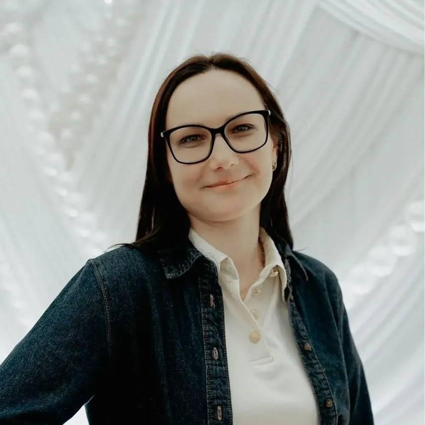 <p>Анастасия Ковалева</p>
