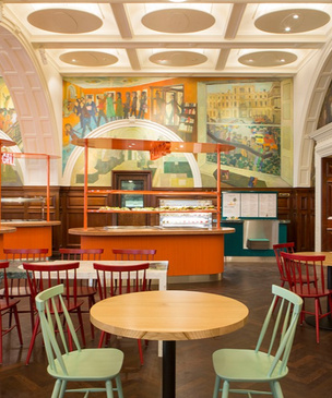 Живописное кафе при лондонской Королевской академии художеств