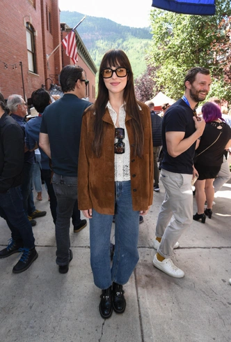 Эволюция стиля Дакоты Джонсон&nbsp;&mdash; фэшн-иконы и музы Алессандро Микеле