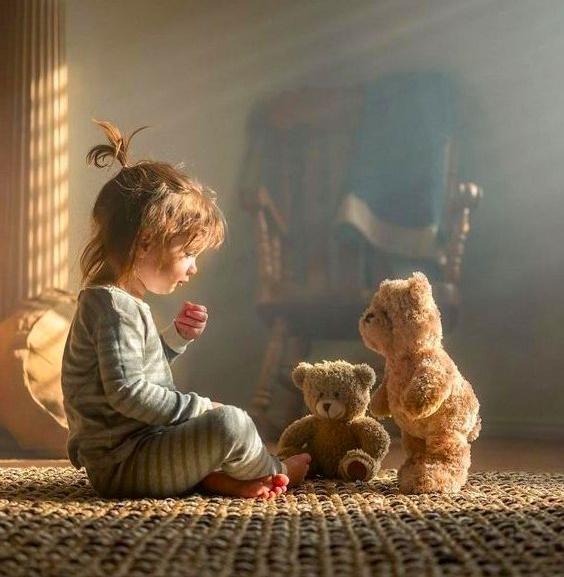 Ученые объяснили, почему мы не можем вспомнить раннее детство