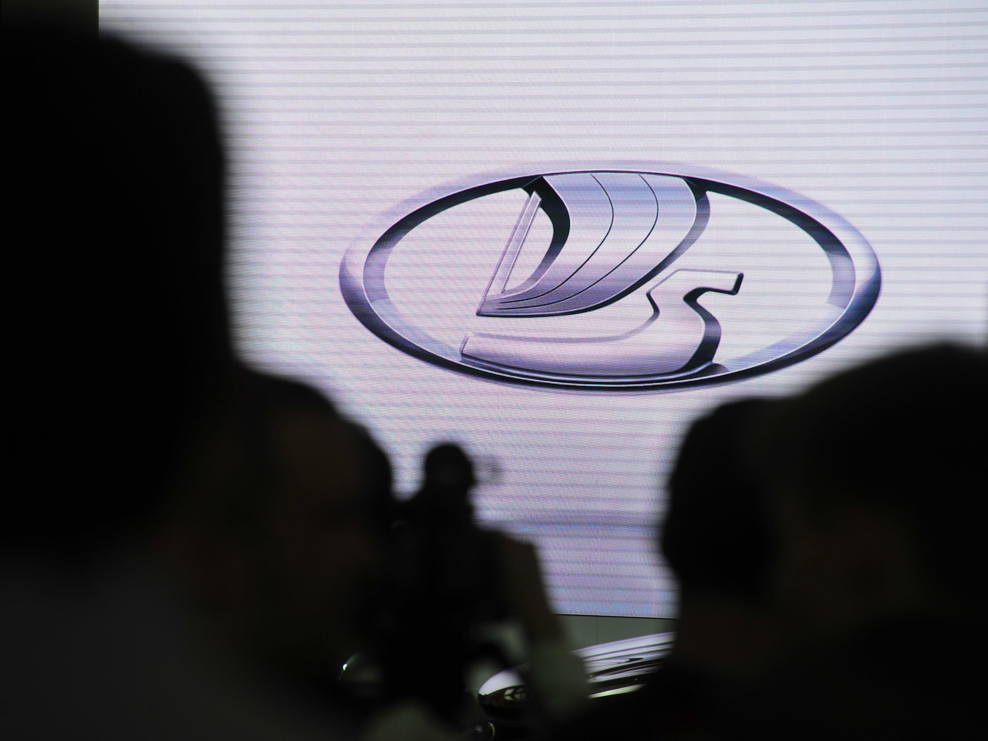 Продажи Lada Aura в Петербурге сократились в 5 раз