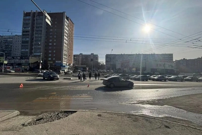 Подросток на электросамокате сбит автомобилем в Новосибирске