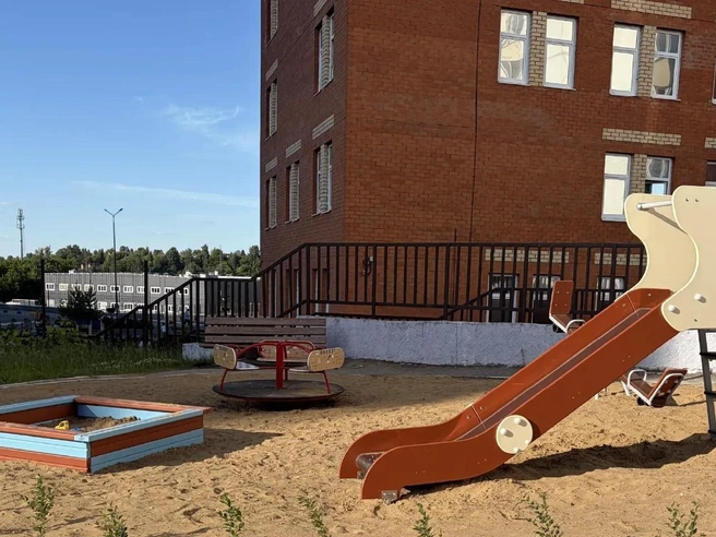 В Перми начали устанавливать детские и спортивные площадки во дворах по инициативе жителей | Источник: администрация города Перми