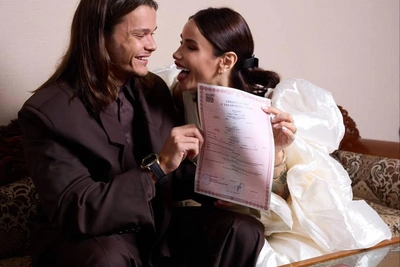 Айза и Степан Кузьменко сыграли свадьбу в Джакарте