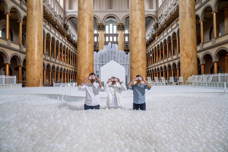 Полное погружение: интерактивная выставка от Snarkitecture (фото 3)