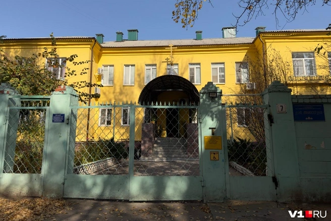 В православном приюте работает школа, где дети изучают общеобразовательные предметы и православие | Источник: Алексей Волхонский / V1.RU