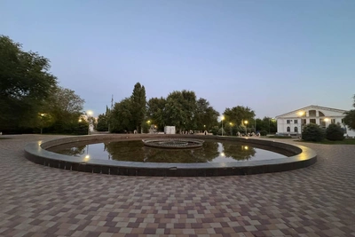 Residents Complain About Broken Fountain Near Petrov Palace