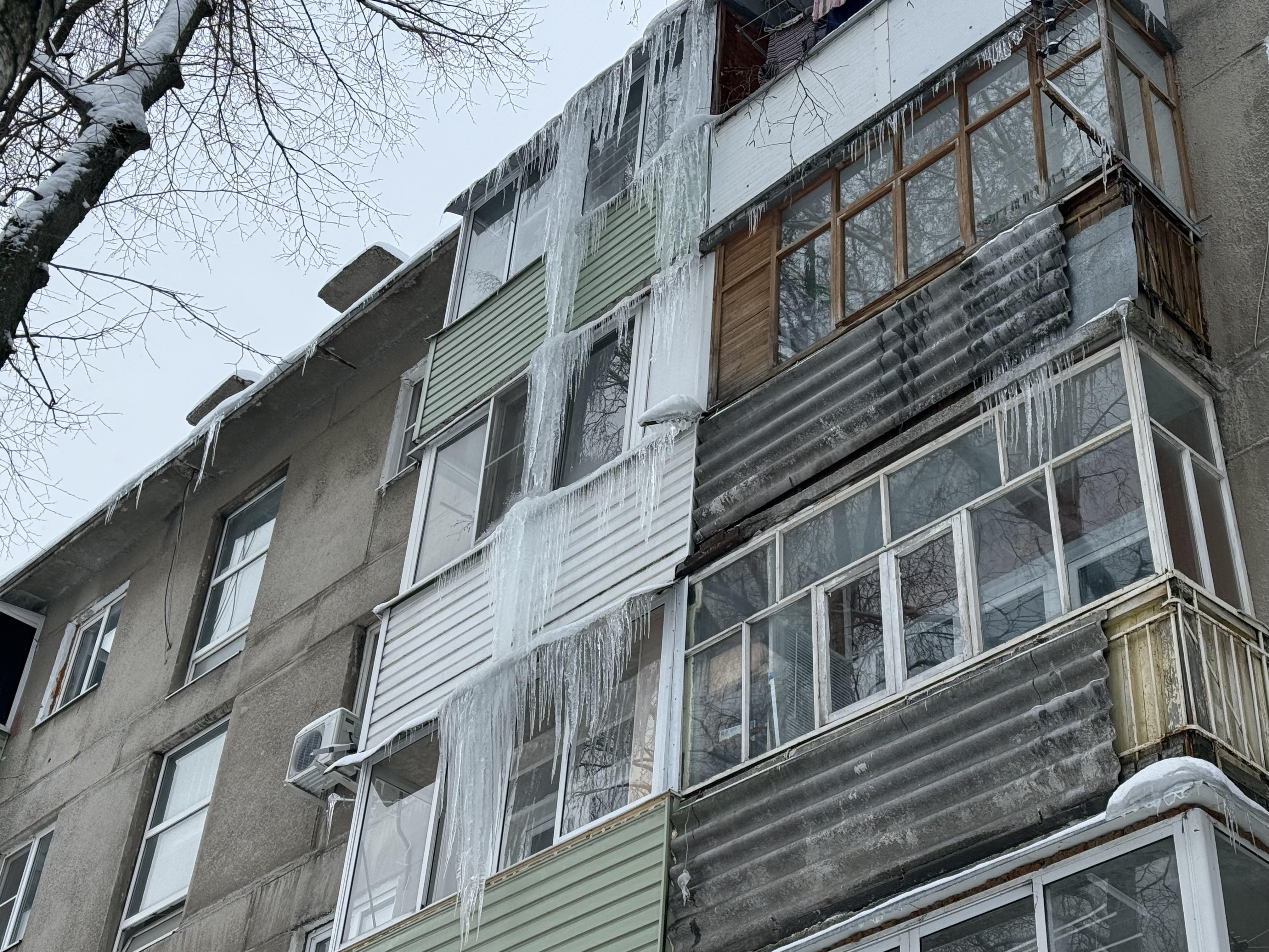 Рязанцы около 400 раз пожаловались на снег и наледь прошлой зимой