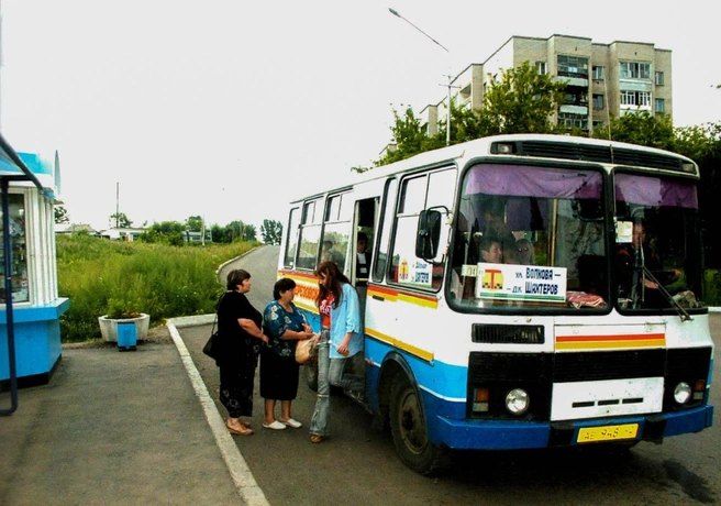 Город Березовский улица Мира, 2005 год | Источник: fotobus.msk.ru