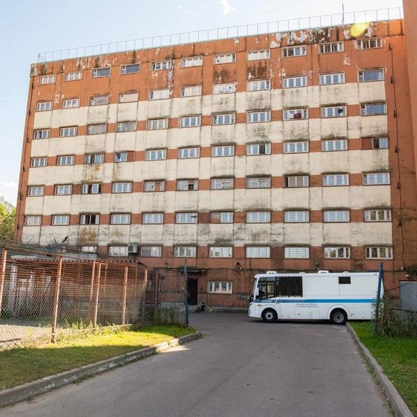 «Не означает, что им не нужно помогать». Омбудсмен проверила депортационный центр для мигрантов в Петербурге | Источник: аппарат уполномоченного по правам человека в Петербурге