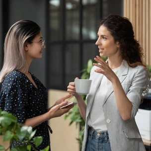 Слишком личное: 5 хитрых способов вежливо уйти от неудобных вопросов