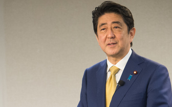 Убит экс-премьер-министр Японии Синдзо Абэ: вспоминаем самые громкие покушения на политиков