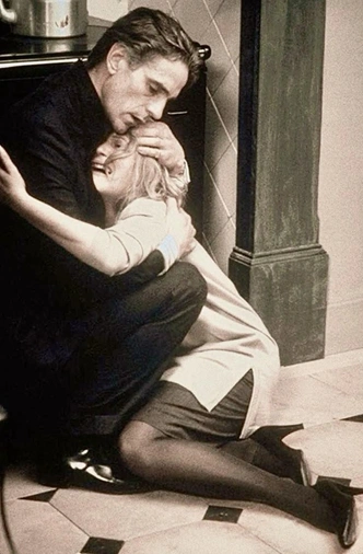 Кадр из фильма «Ущерб» (1992)