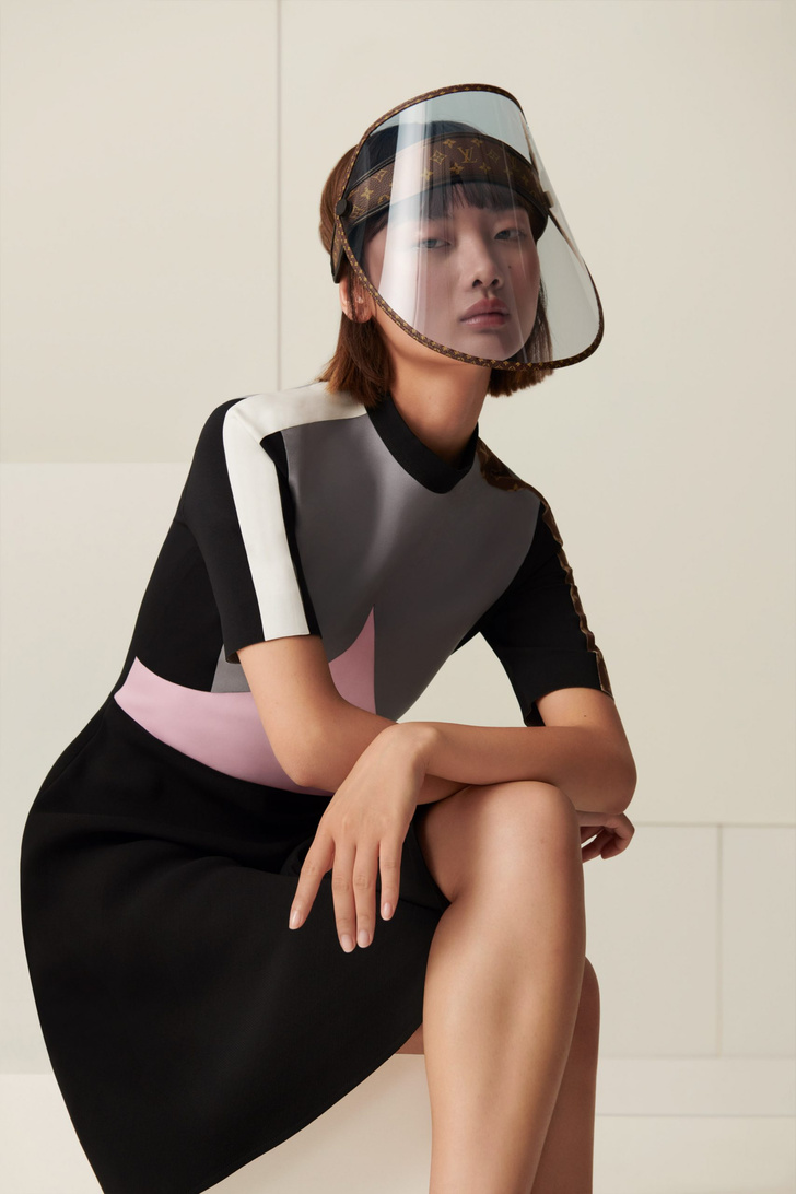 Модный аксессуар: защитный экран Louis Vuitton