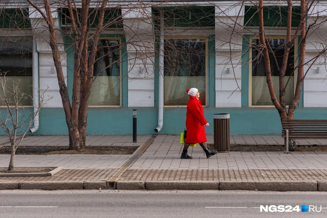 Уверенно шагаем к лету, несмотря на погоду | Источник: Мария Ленц / NGS24.RU