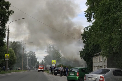 Пожар в Архангельске: столб дыма виден из разных районов
