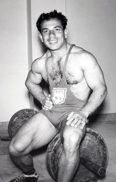 Иранский тяжелоатлет Махмуд Намджу | Источник: Wikipedia.org