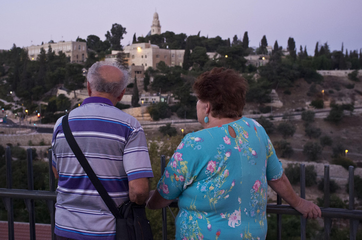 5 особенностей жизни пожилых россиян в Израиле, которые расходятся со стереотипами